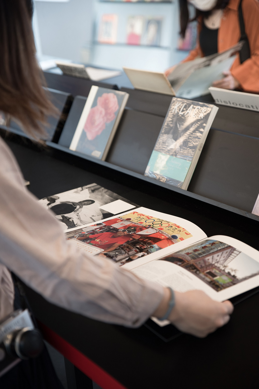 Unfolding Hong Kong: Photobooks collection from Lumenvisum